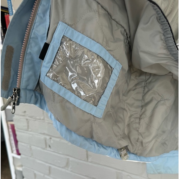 Women’s size extra large, Black Dot waterproof ski jacket. - Picture 7 of 8